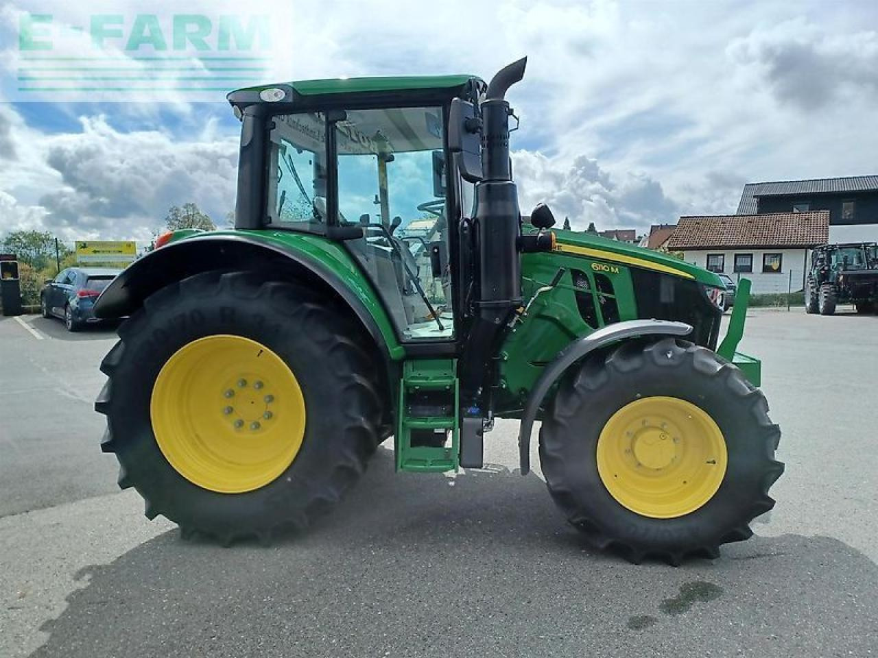 John Deere 6110m - Traktor: das Bild 3 John Deere 6110m - Traktor: das Bild 3