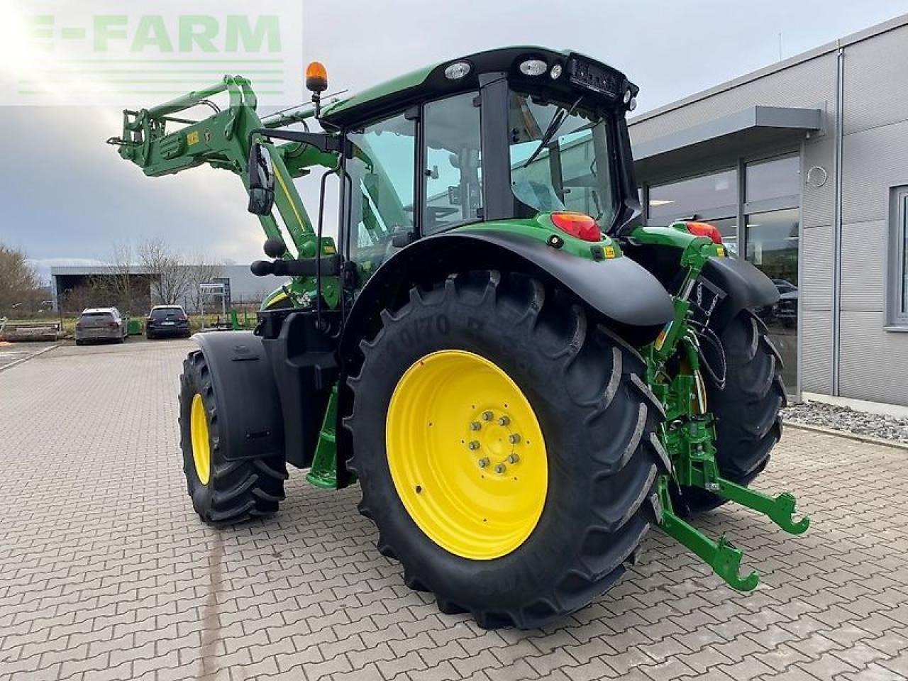 John Deere 6120m mit frontlader 623r - Traktor: das Bild 4 John Deere 6120m mit frontlader 623r - Traktor: das Bild 4