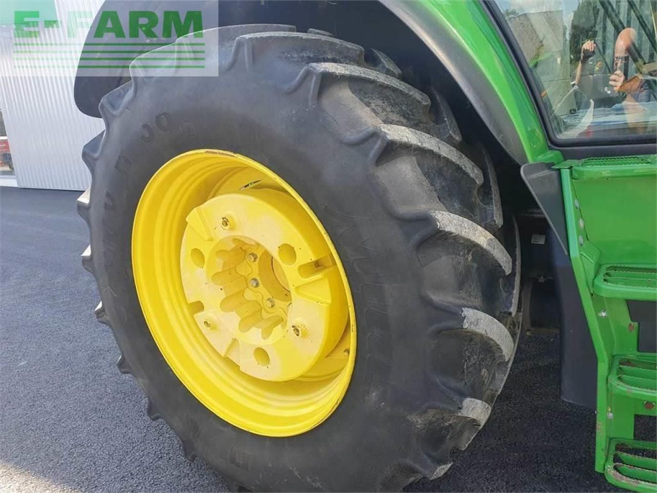 John Deere 6130 m - Traktor: das Bild 2 John Deere 6130 m - Traktor: das Bild 2