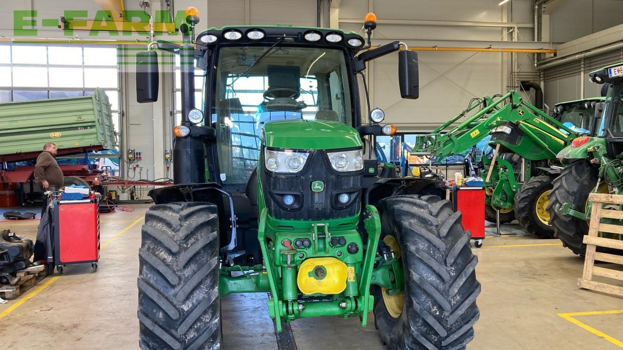John Deere 6130R - Traktor: das Bild 3 John Deere 6130R - Traktor: das Bild 3