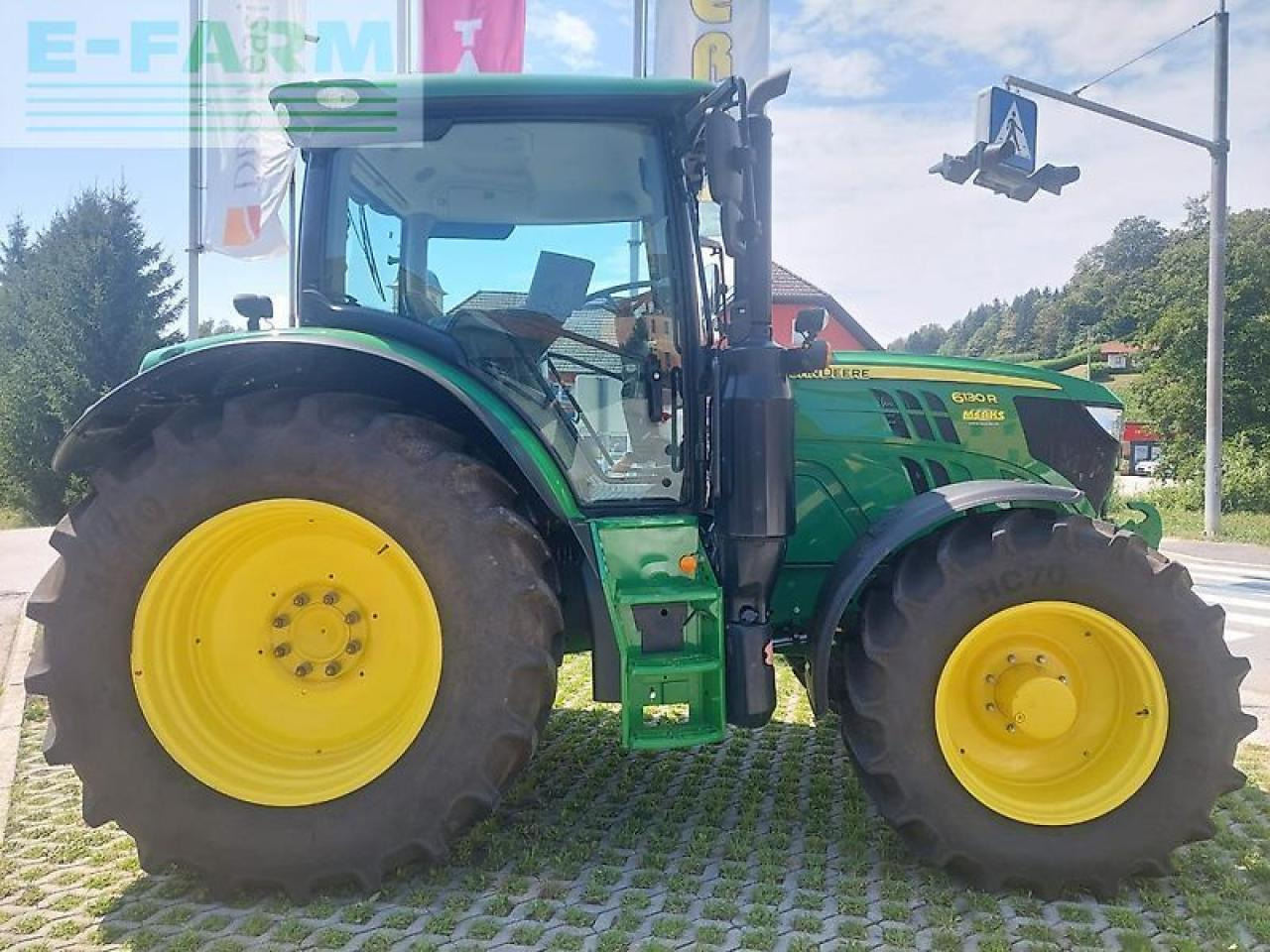 John Deere 6130r - Traktor: das Bild 4 John Deere 6130r - Traktor: das Bild 4