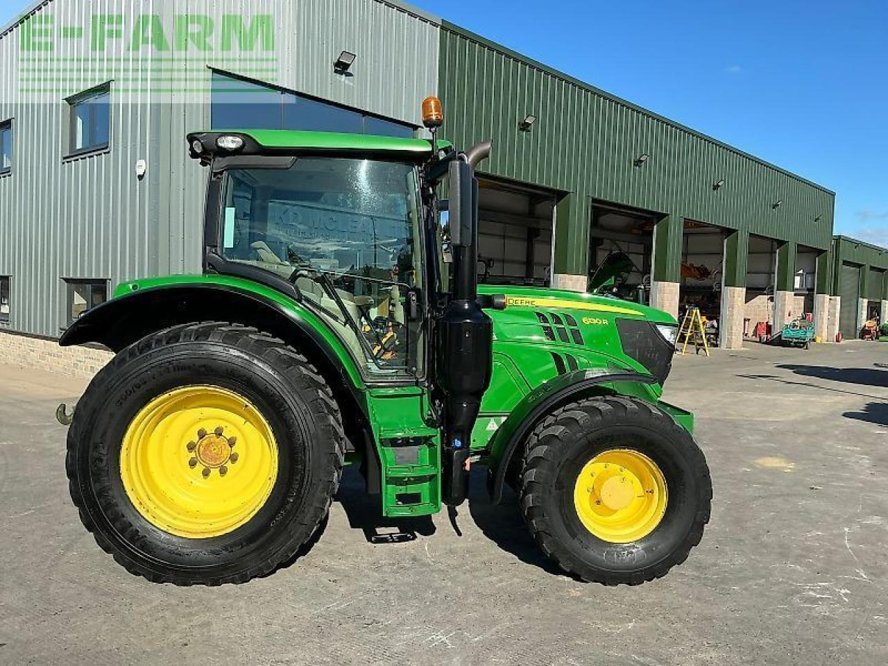 John Deere 6130r tractor (st24390) - Traktor: das Bild 1 John Deere 6130r tractor (st24390) - Traktor: das Bild 1