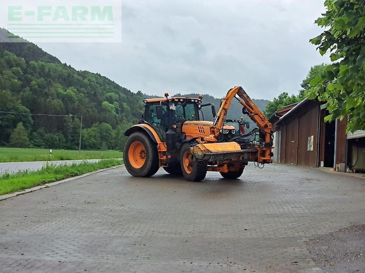 John Deere 6145r - Traktor: das Bild 1 John Deere 6145r - Traktor: das Bild 1