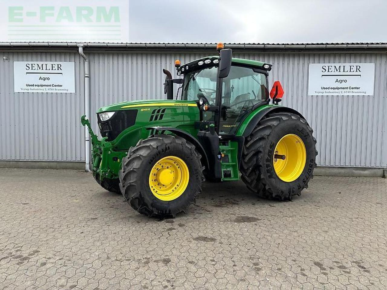John Deere 6145r - Traktor: das Bild 1 John Deere 6145r - Traktor: das Bild 1