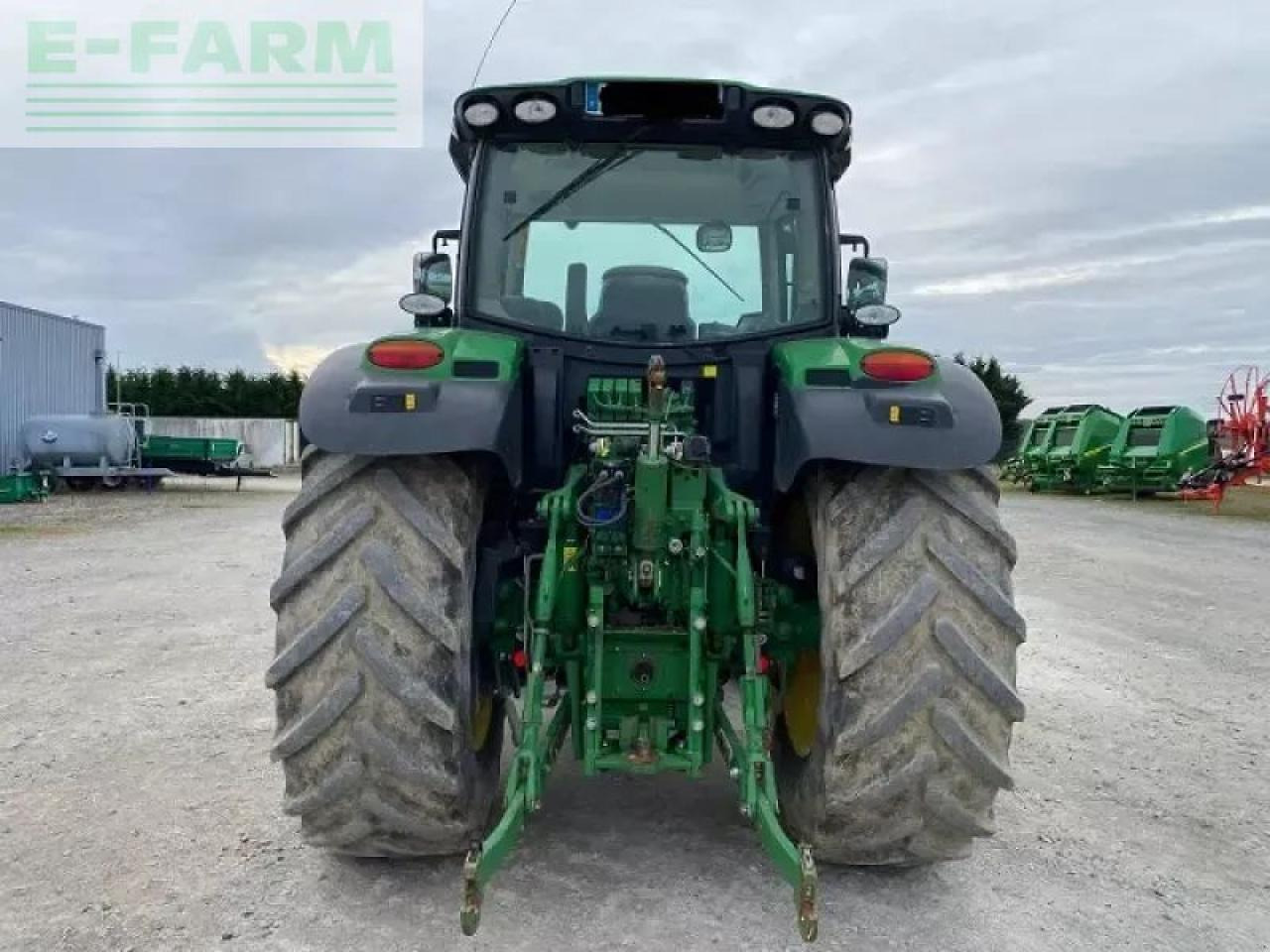 Traktor John Deere 6145r: das Bild 6 Traktor John Deere 6145r: das Bild 6