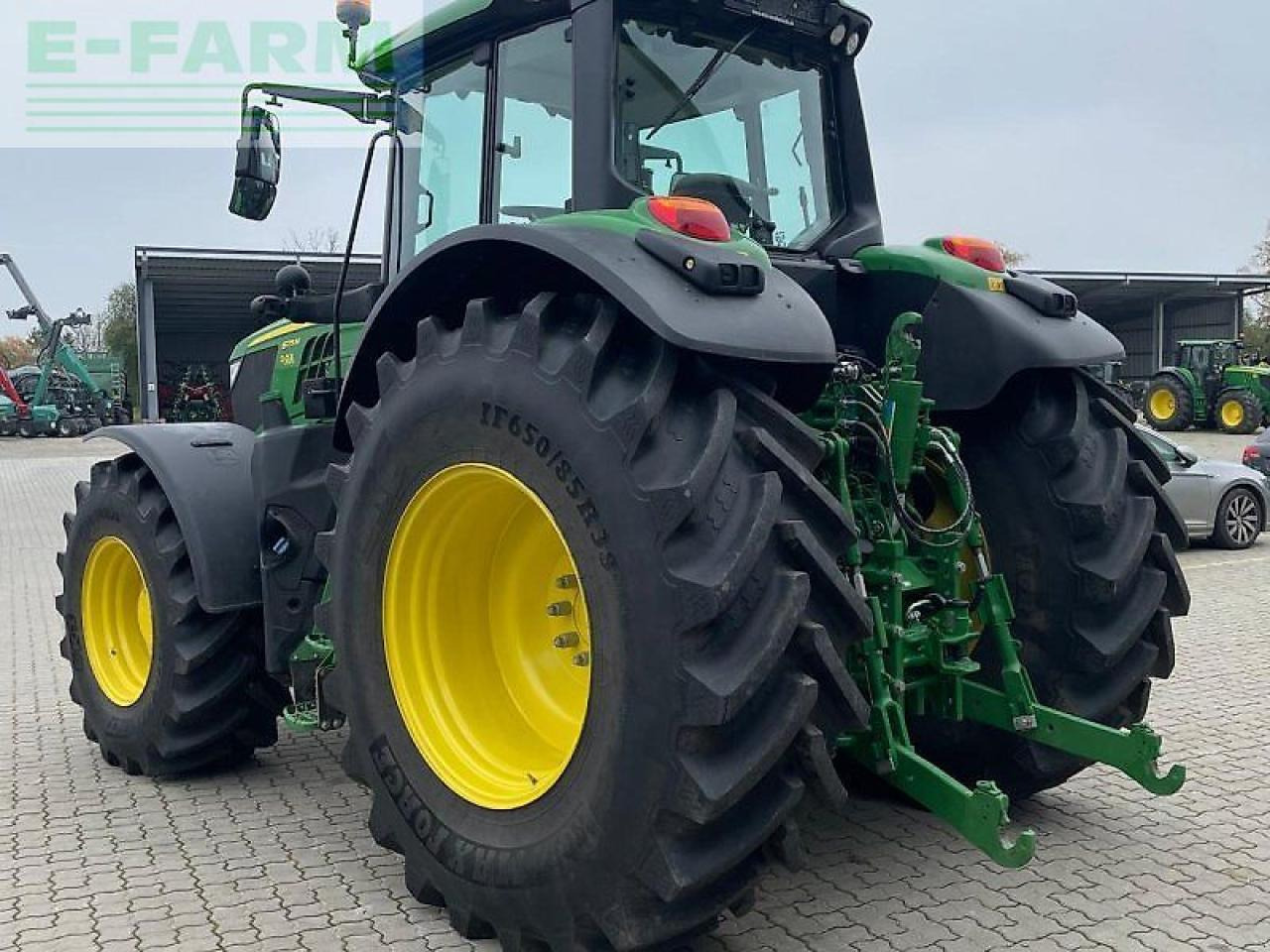 John Deere 6175m - Traktor: das Bild 4 John Deere 6175m - Traktor: das Bild 4