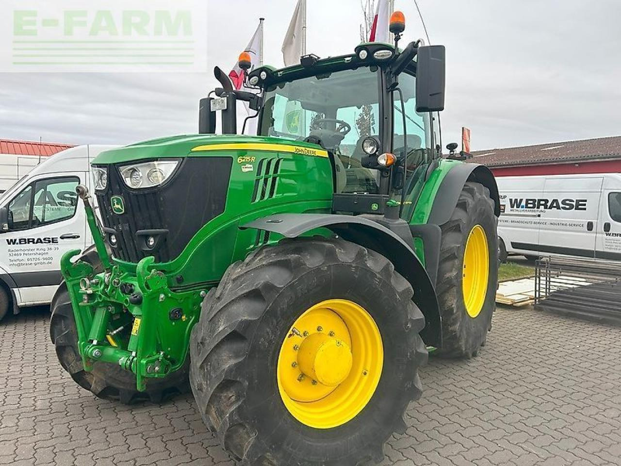 John Deere 6215r - Traktor: das Bild 1 John Deere 6215r - Traktor: das Bild 1