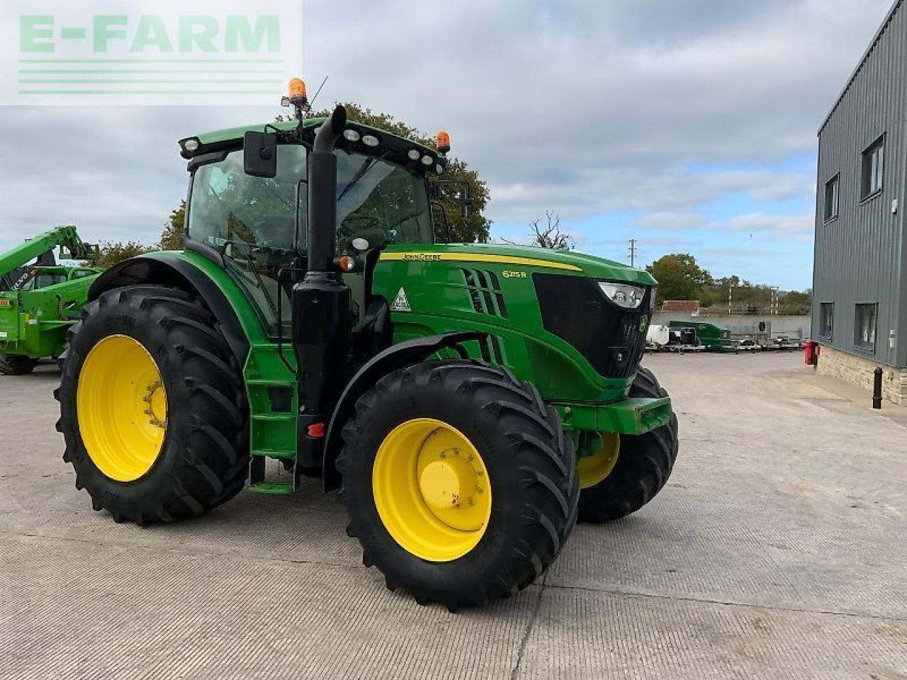 John Deere 6215r tractor (st24428) - Traktor: das Bild 3 John Deere 6215r tractor (st24428) - Traktor: das Bild 3