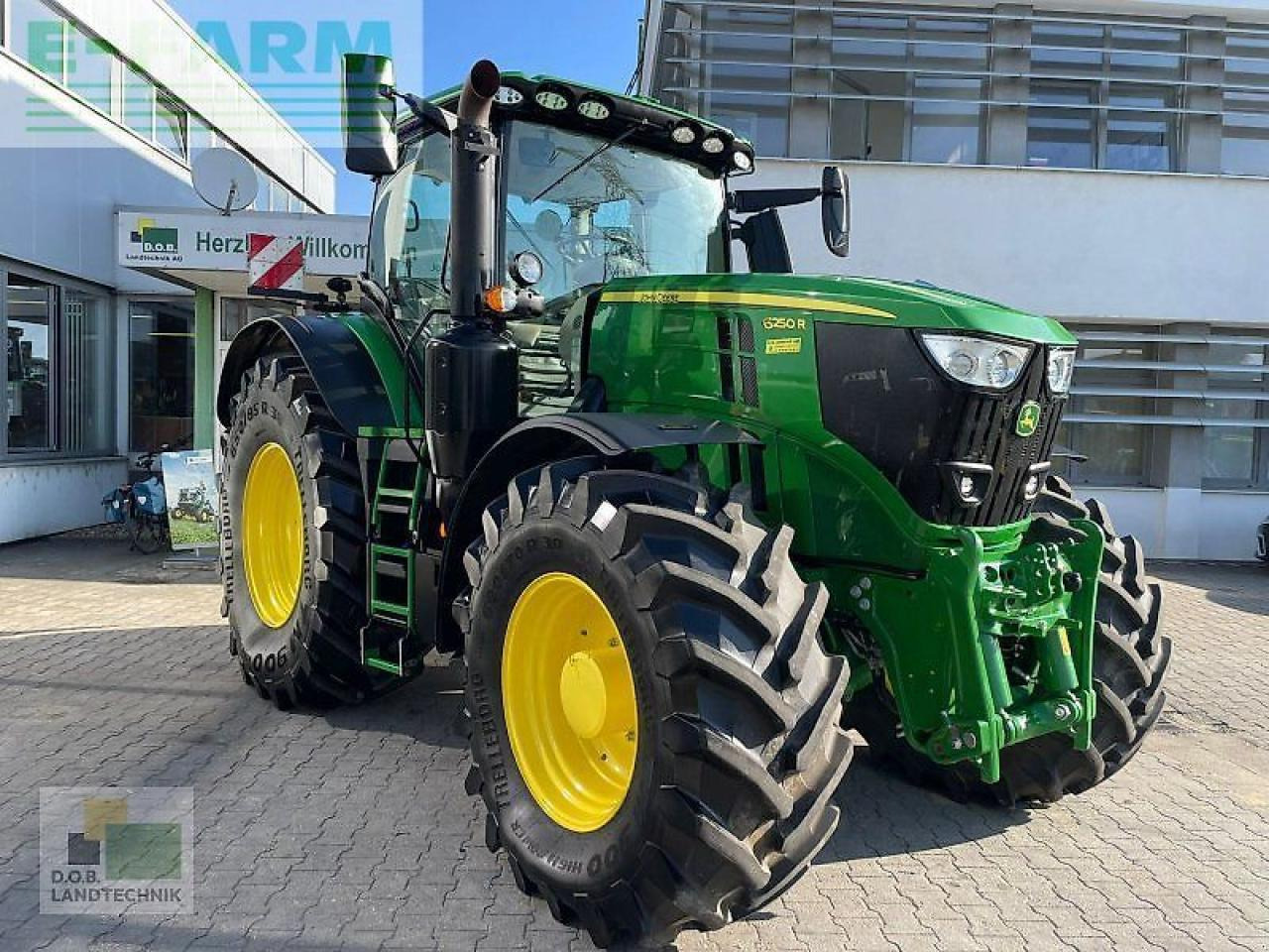 John Deere 6250r - Traktor: das Bild 2 John Deere 6250r - Traktor: das Bild 2