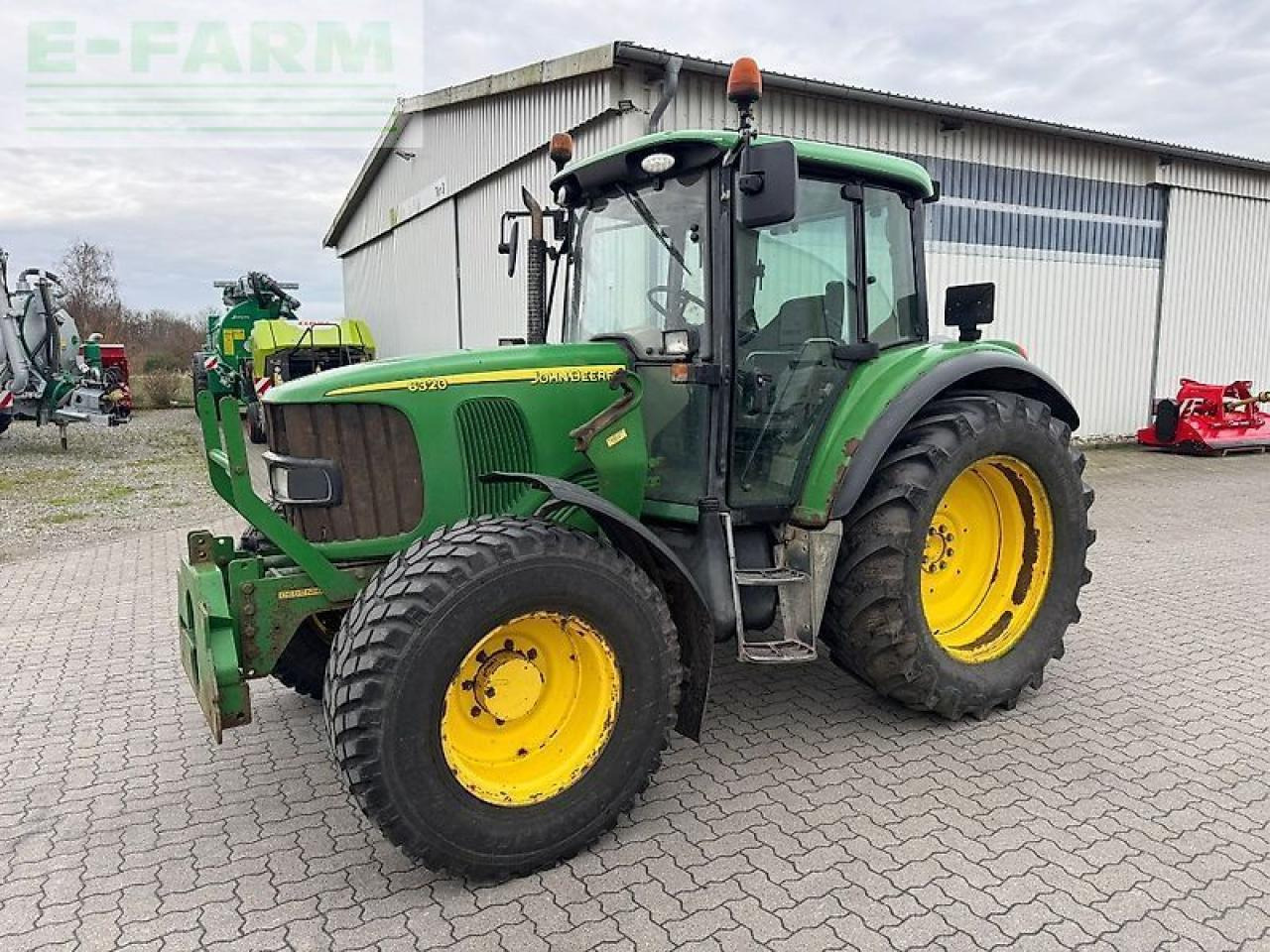 John Deere 6320 - Traktor: das Bild 1 John Deere 6320 - Traktor: das Bild 1