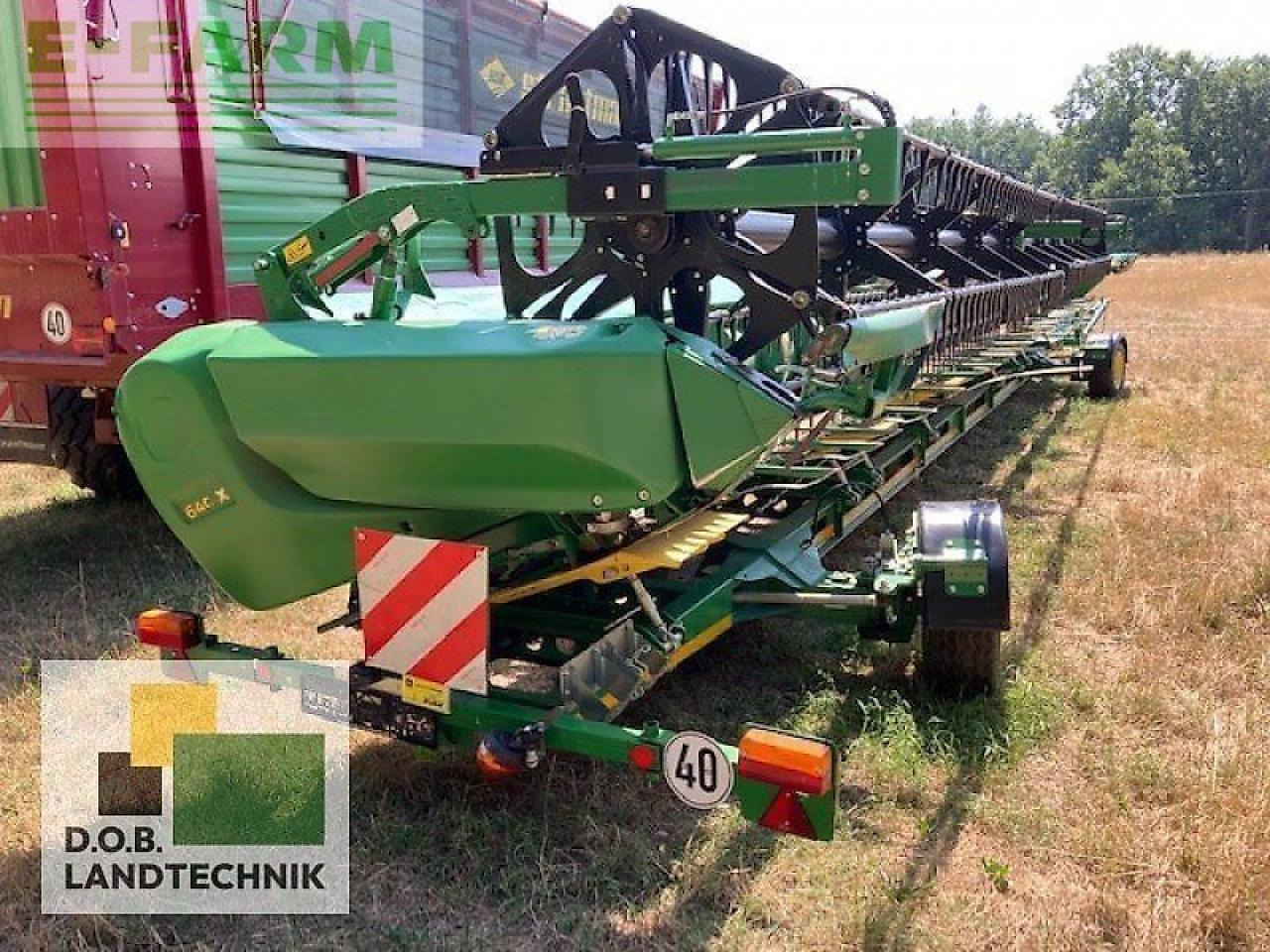 John Deere 640x mit schneidwerkswagen - Ernteforsatz für Häcksler: das Bild 1 John Deere 640x mit schneidwerkswagen - Ernteforsatz für Häcksler: das Bild 1