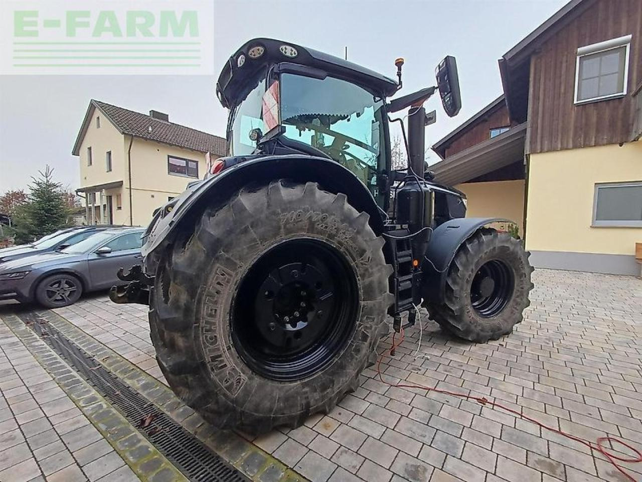 John Deere 6r 250 black edition - Traktor: das Bild 3 John Deere 6r 250 black edition - Traktor: das Bild 3