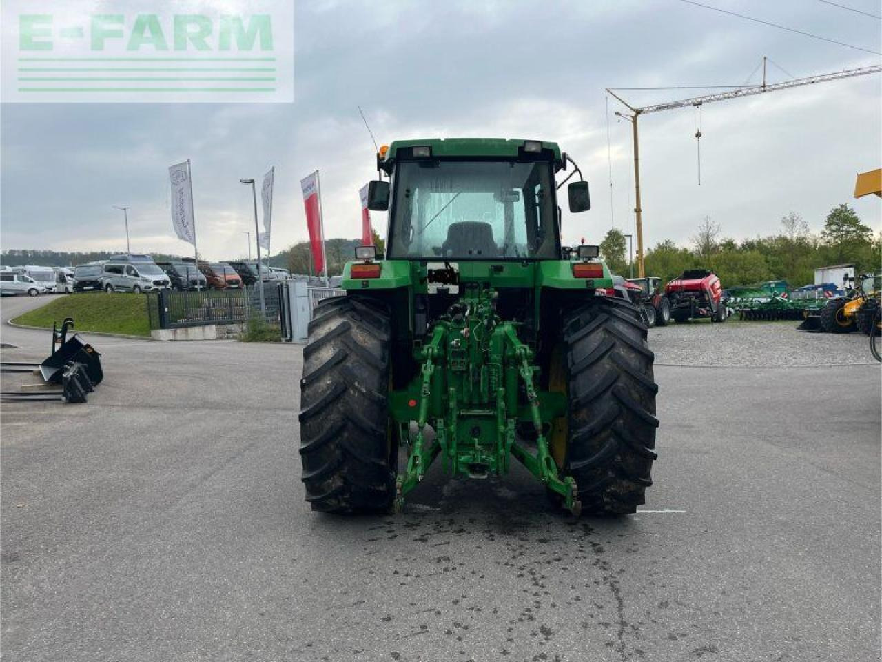 John Deere 7700 - Traktor: das Bild 4 John Deere 7700 - Traktor: das Bild 4