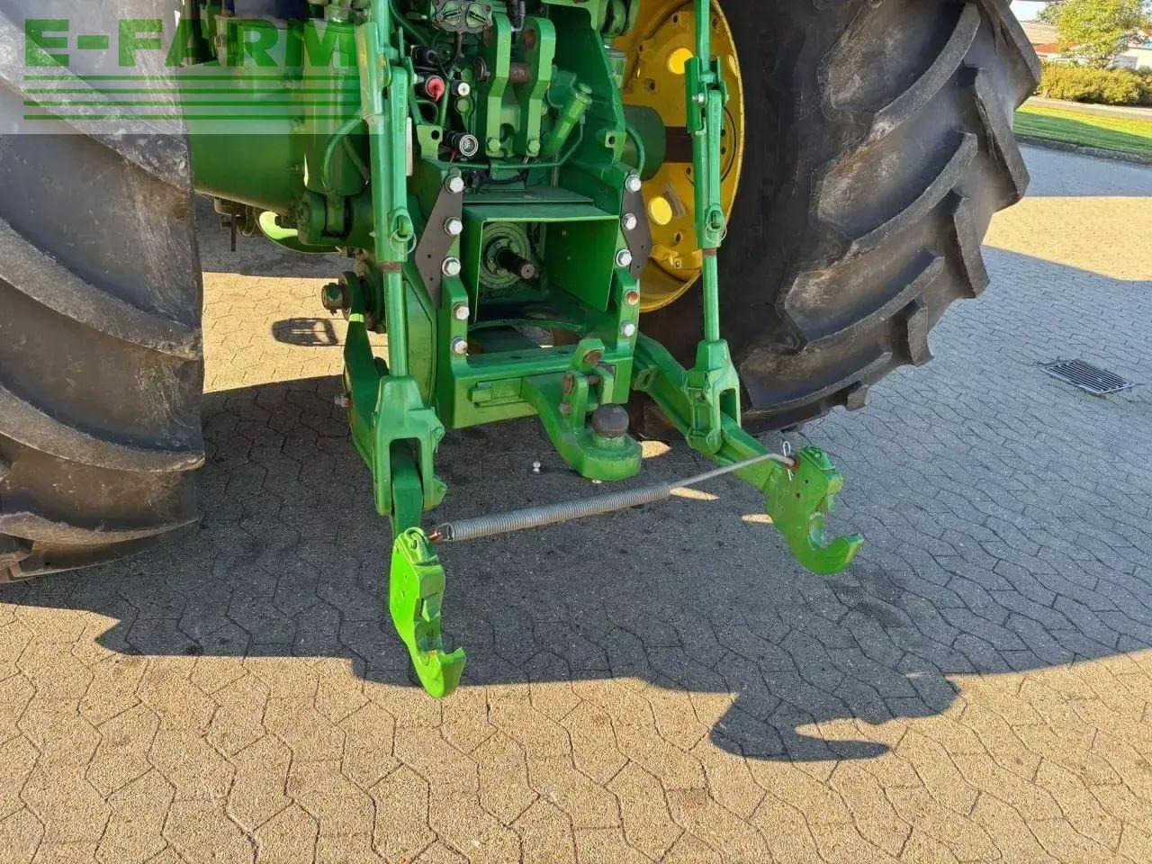 Traktor John Deere 8345r: das Bild 7