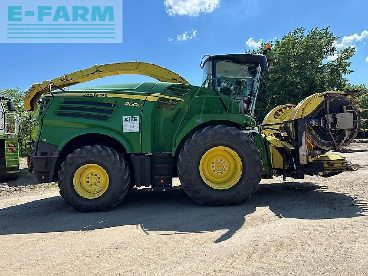 John Deere 8600 - Mähdrescher: das Bild 4 John Deere 8600 - Mähdrescher: das Bild 4