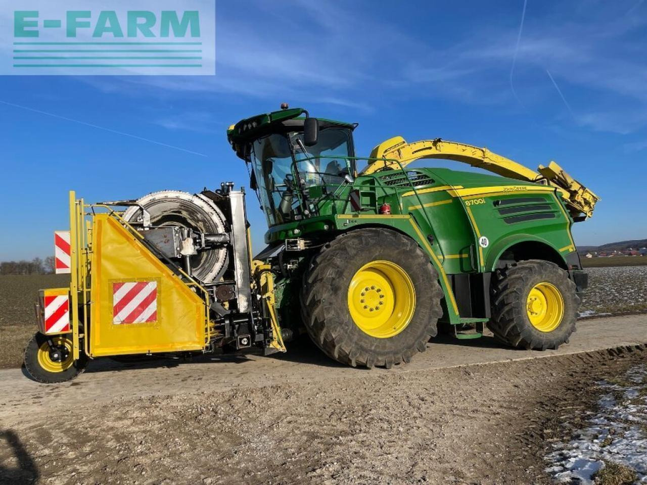 John Deere 8700i - Feldhäcksler: das Bild 3 John Deere 8700i - Feldhäcksler: das Bild 3