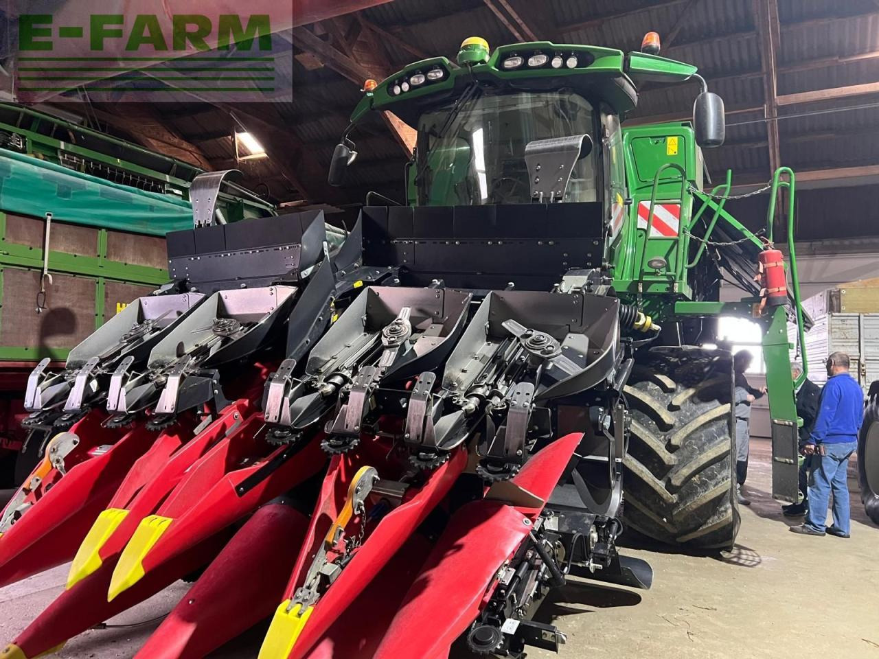 John Deere T670 - Mähdrescher: das Bild 1 John Deere T670 - Mähdrescher: das Bild 1