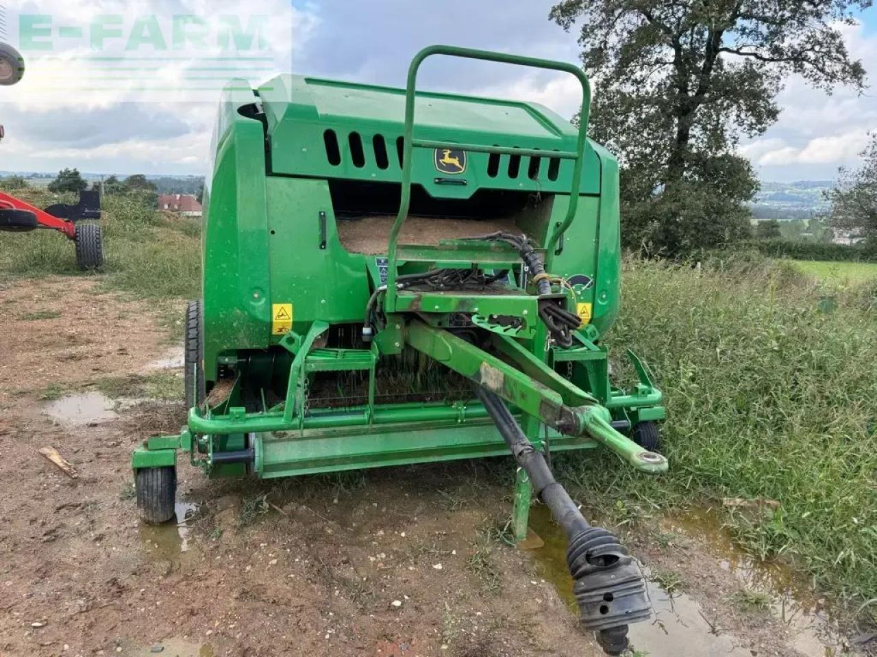John Deere f441m - Packenpresse: das Bild 4 John Deere f441m - Packenpresse: das Bild 4