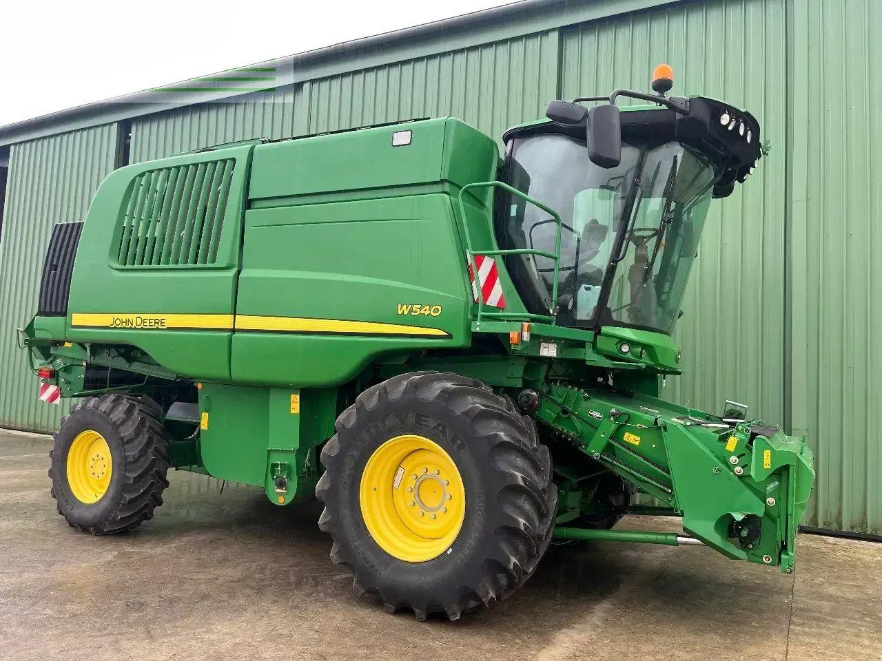 John Deere w540 - Mähdrescher: das Bild 2 John Deere w540 - Mähdrescher: das Bild 2