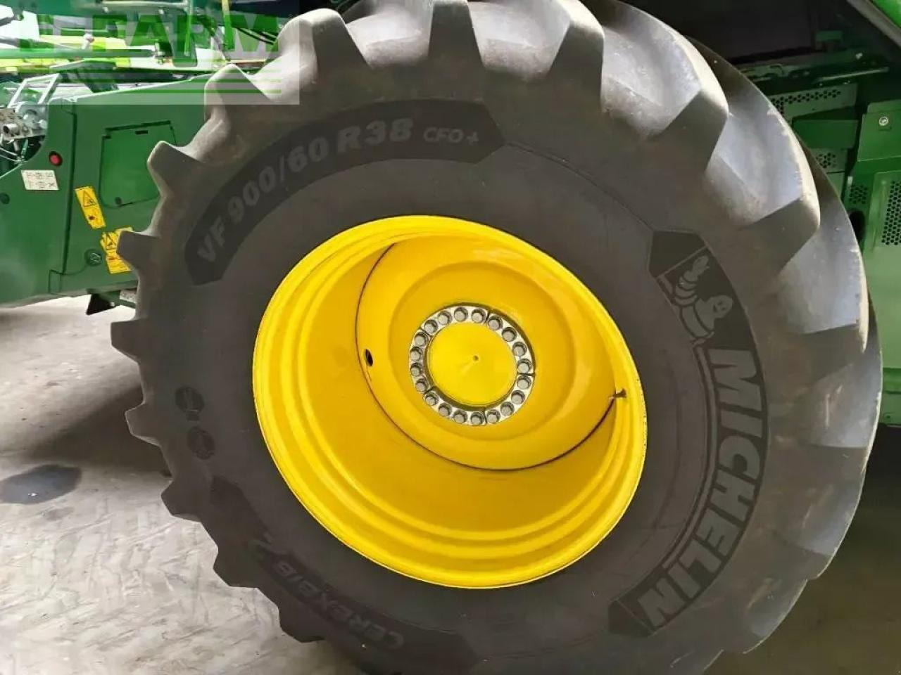John Deere x9 1000 - Mähdrescher: das Bild 5 John Deere x9 1000 - Mähdrescher: das Bild 5