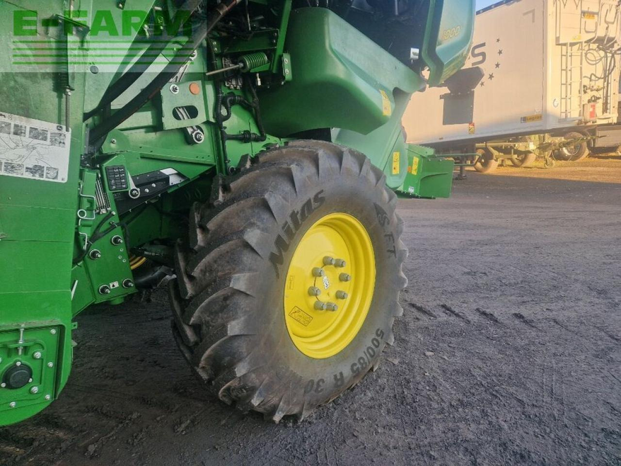John Deere x9 1000 mit hd40x, sww, pgpp - Mähdrescher: das Bild 5 John Deere x9 1000 mit hd40x, sww, pgpp - Mähdrescher: das Bild 5