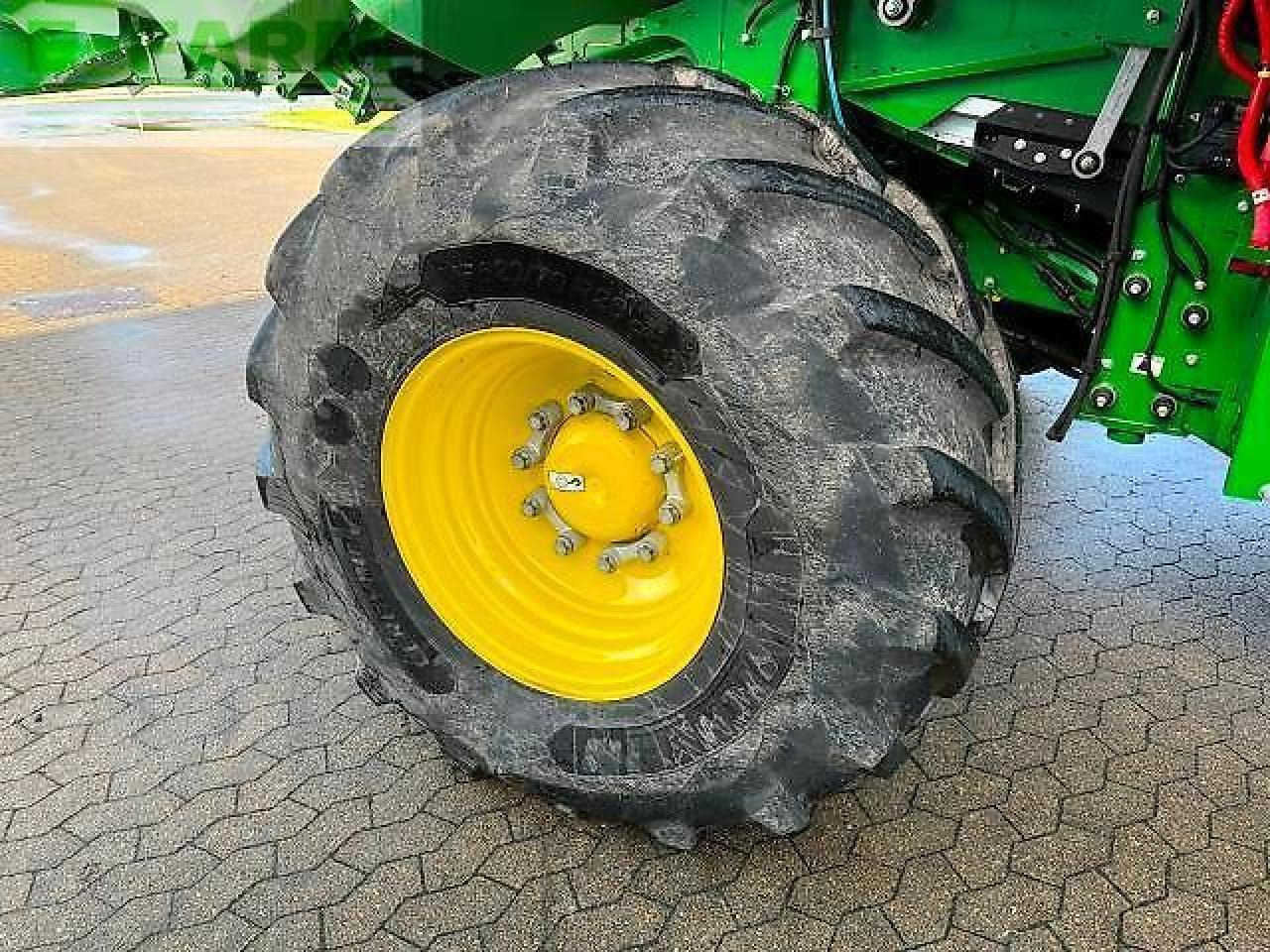 John Deere x9-1100 - Mähdrescher: das Bild 4 John Deere x9-1100 - Mähdrescher: das Bild 4