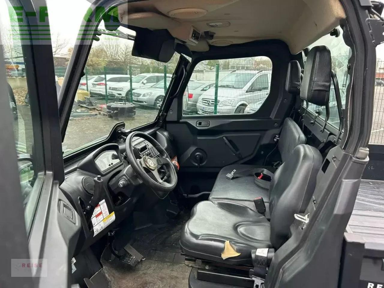 Kioti k9 2400 c - Traktor: das Bild 4 Kioti k9 2400 c - Traktor: das Bild 4