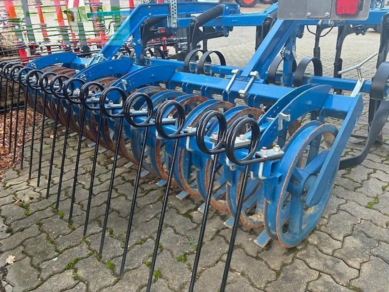 Köckerling trio 300 - Grubber: das Bild 3 Köckerling trio 300 - Grubber: das Bild 3