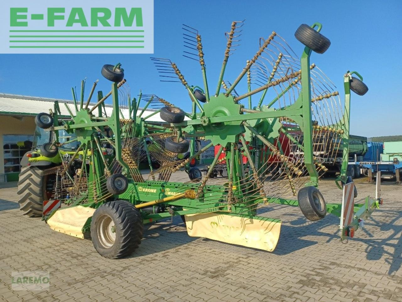 Krone swadro1250 - Heuwender/ Wenderechen: das Bild 4 Krone swadro1250 - Heuwender/ Wenderechen: das Bild 4