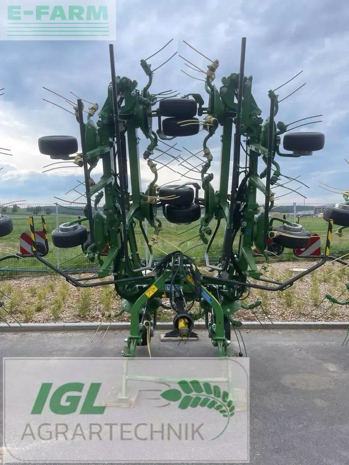 Krone vendro 1020 (kw103-15) - Heuwender/ Wenderechen: das Bild 3 Krone vendro 1020 (kw103-15) - Heuwender/ Wenderechen: das Bild 3