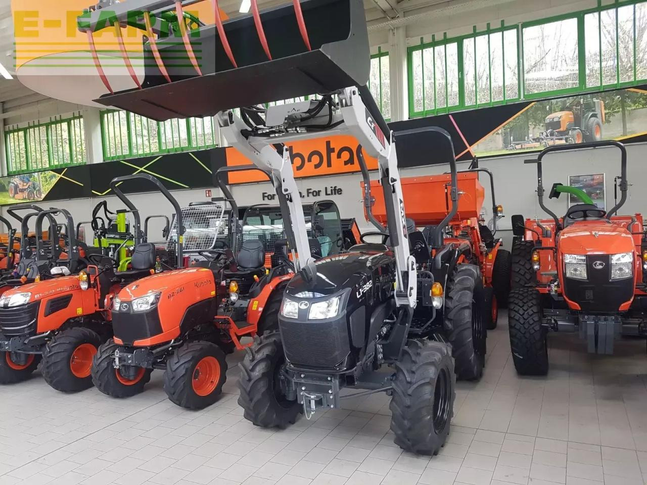 Traktor Kubota l1-382 hydrostat-sonderfarbe: das Bild 14 Traktor Kubota l1-382 hydrostat-sonderfarbe: das Bild 14