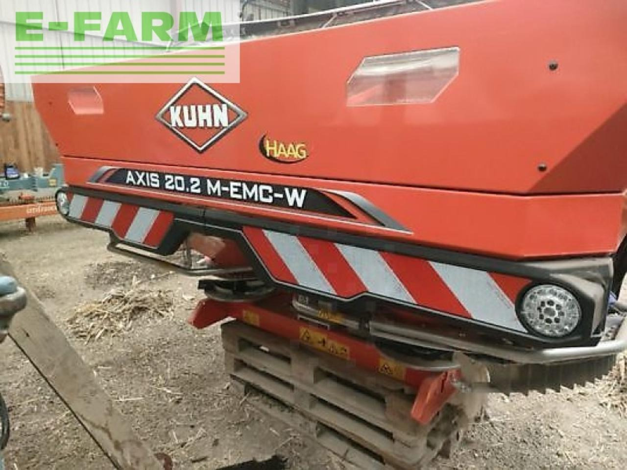 Kuhn axis 20.2 m-emc-w - Düngerstreuer: das Bild 2 Kuhn axis 20.2 m-emc-w - Düngerstreuer: das Bild 2