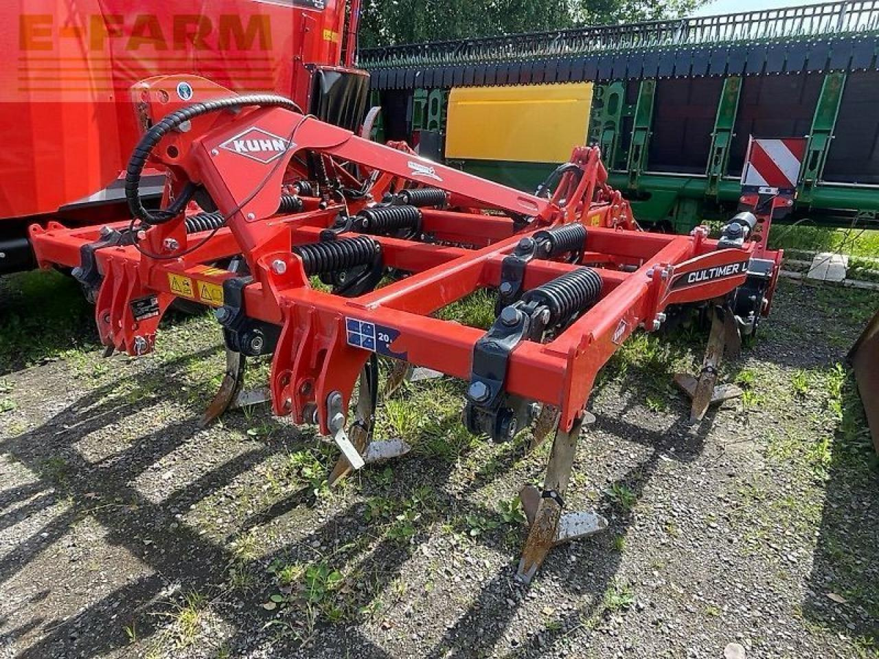 Kuhn cultimer 300 ns - Grubber: das Bild 1 Kuhn cultimer 300 ns - Grubber: das Bild 1