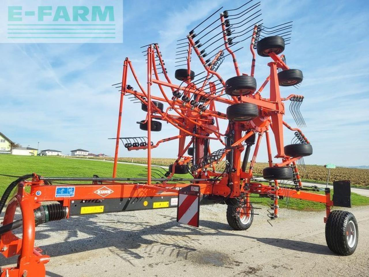 Kuhn ga7501+ 2-kreisel-mittelschwader - Heuwender/ Wenderechen: das Bild 1 Kuhn ga7501+ 2-kreisel-mittelschwader - Heuwender/ Wenderechen: das Bild 1