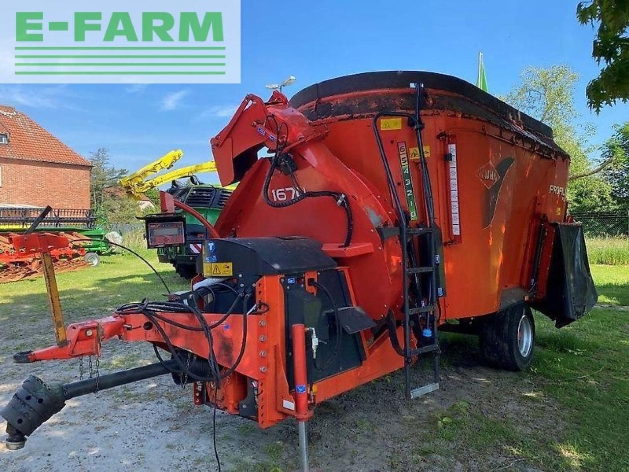 Kuhn profile plus 1670 mit strohgebläse - Futtermischwagen: das Bild 1 Kuhn profile plus 1670 mit strohgebläse - Futtermischwagen: das Bild 1