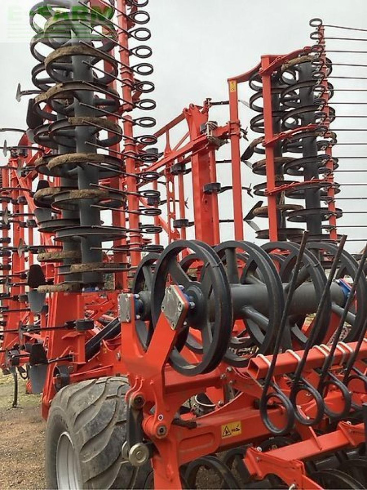 Kuhn prolander 9000 - Grubber: das Bild 2 Kuhn prolander 9000 - Grubber: das Bild 2