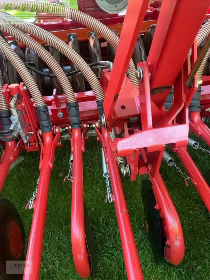 Kverneland ng-h 301 und da 3 meter - Säkombination: das Bild 4 Kverneland ng-h 301 und da 3 meter - Säkombination: das Bild 4