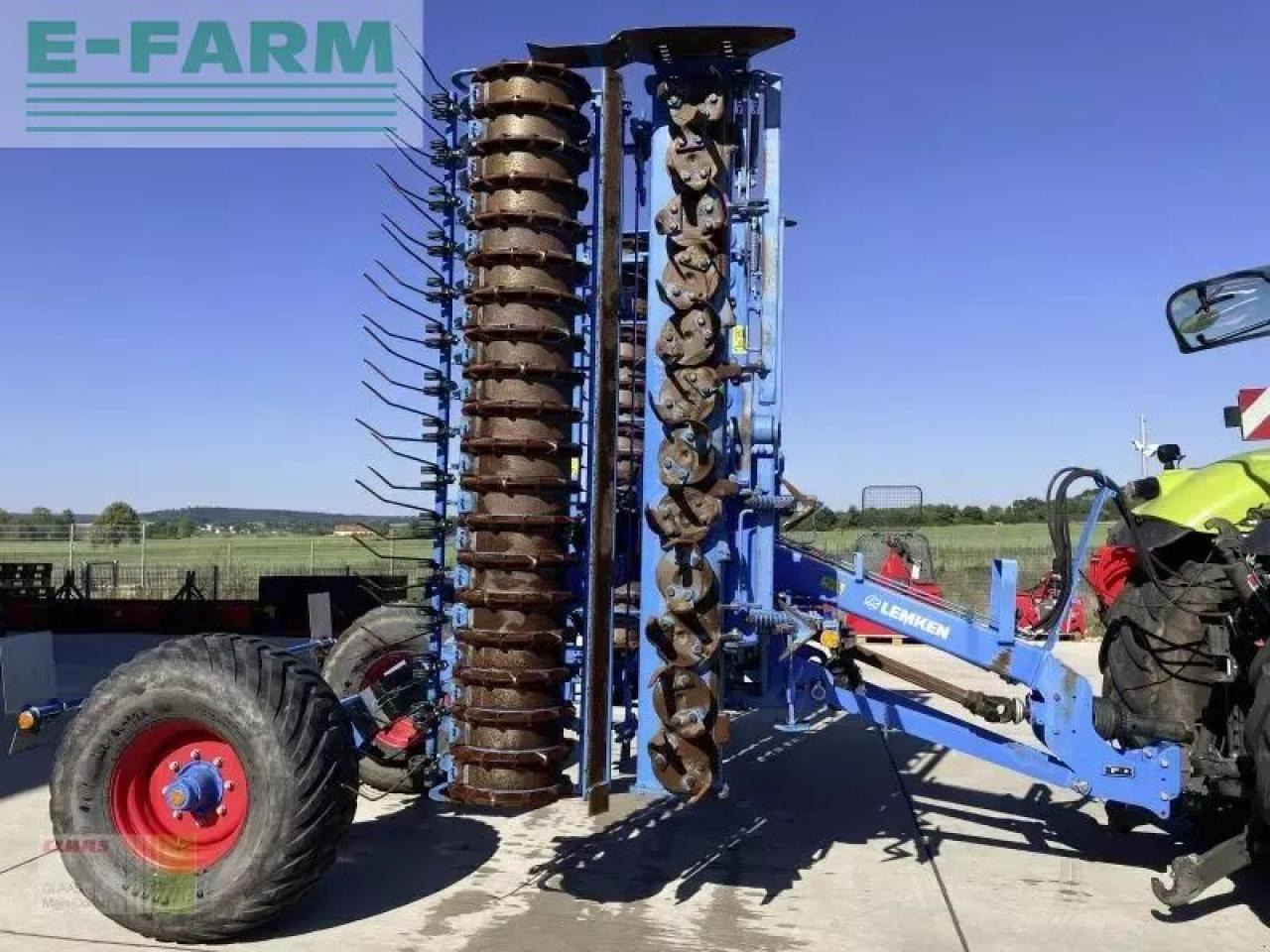Lemken zirkon 12 mit fahrwerk - Technik für Bodenbearbeitung: das Bild 1 Lemken zirkon 12 mit fahrwerk - Technik für Bodenbearbeitung: das Bild 1