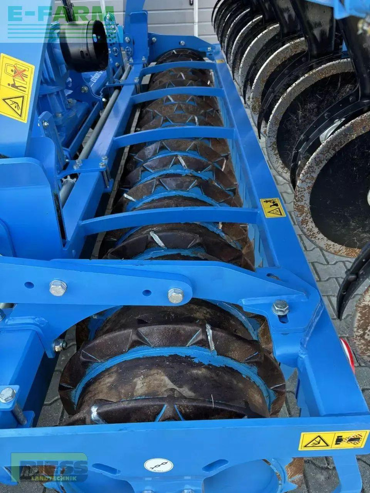 Lemken zirkon 8/300 + saphir 10 isobus - Technik für Bodenbearbeitung: das Bild 5 Lemken zirkon 8/300 + saphir 10 isobus - Technik für Bodenbearbeitung: das Bild 5
