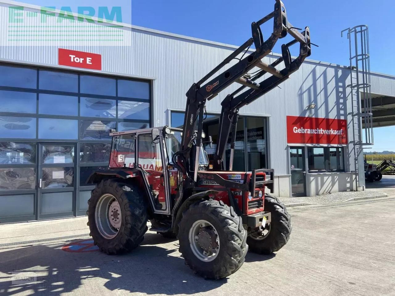 Massey Ferguson 373-4 gt - Traktor: das Bild 3 Massey Ferguson 373-4 gt - Traktor: das Bild 3