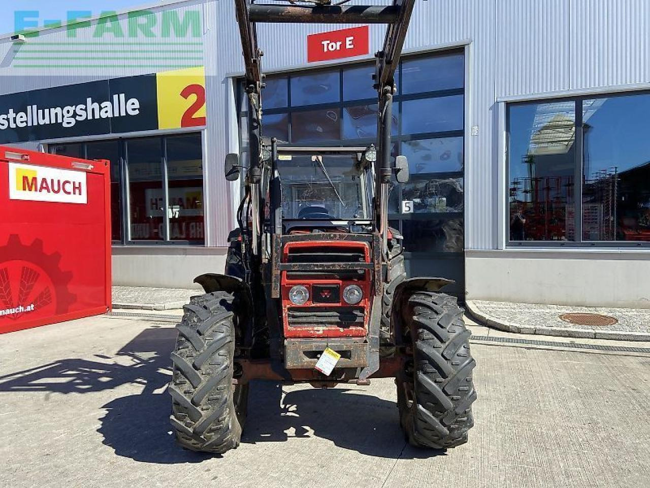 Massey Ferguson 373-4 gt - Traktor: das Bild 2 Massey Ferguson 373-4 gt - Traktor: das Bild 2