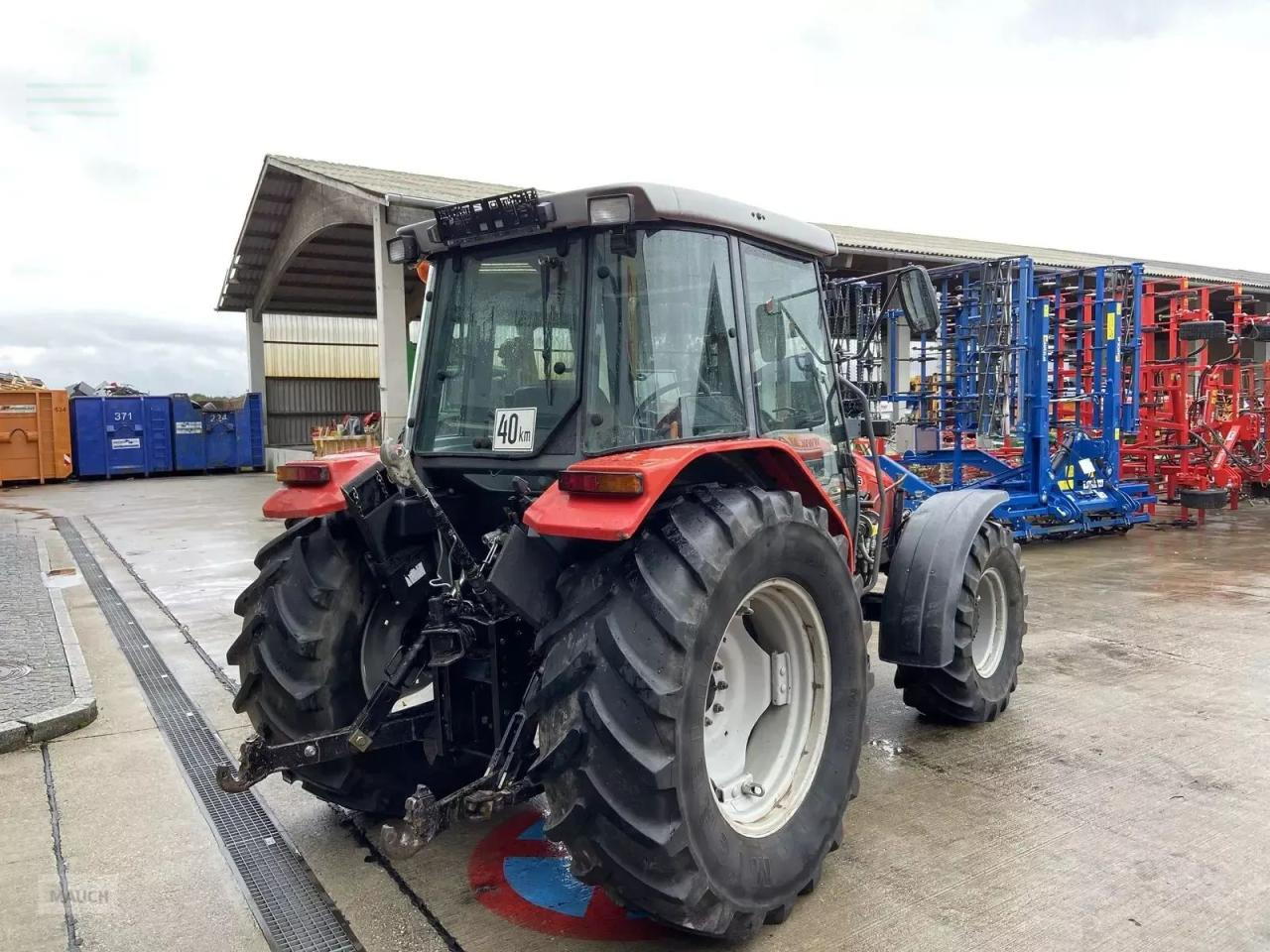 Massey Ferguson 4225-4 lp - Traktor: das Bild 5 Massey Ferguson 4225-4 lp - Traktor: das Bild 5