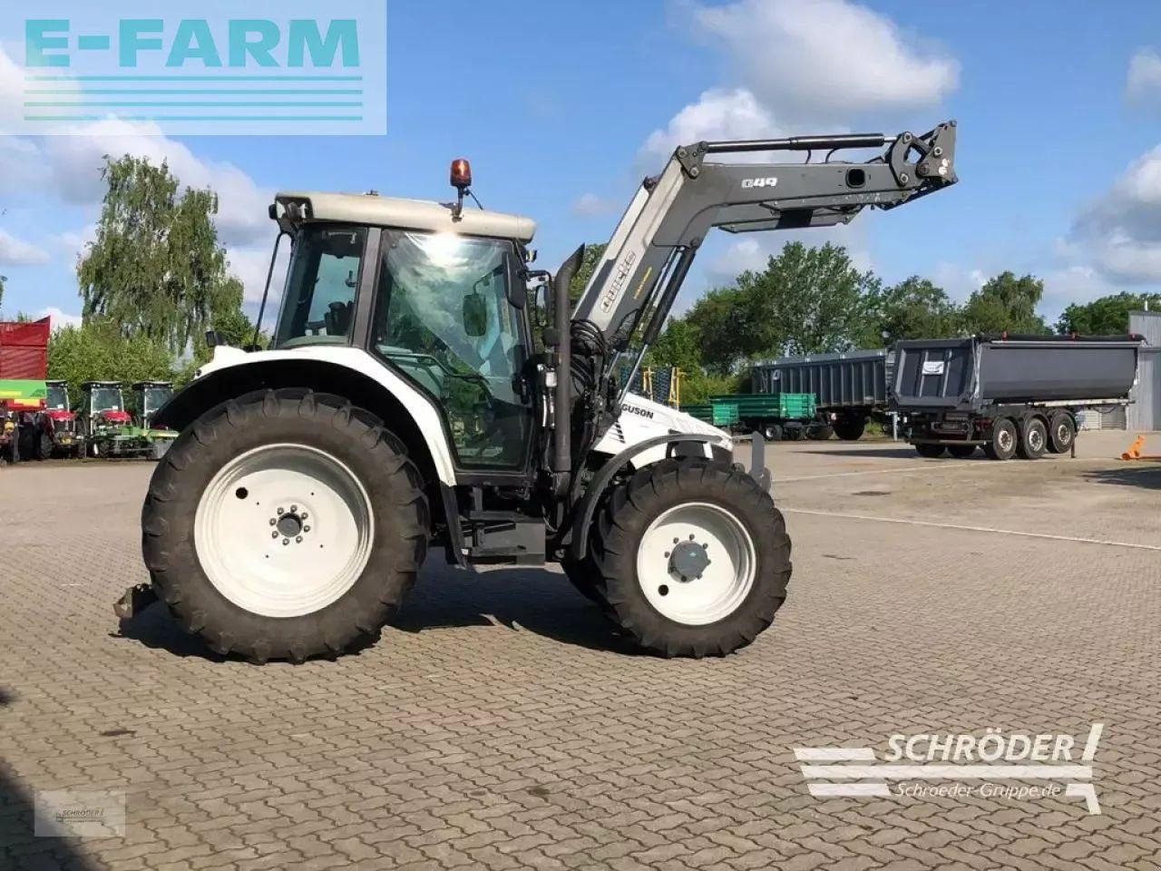 Massey Ferguson 5430 dyna-4 - Traktor: das Bild 4 Massey Ferguson 5430 dyna-4 - Traktor: das Bild 4