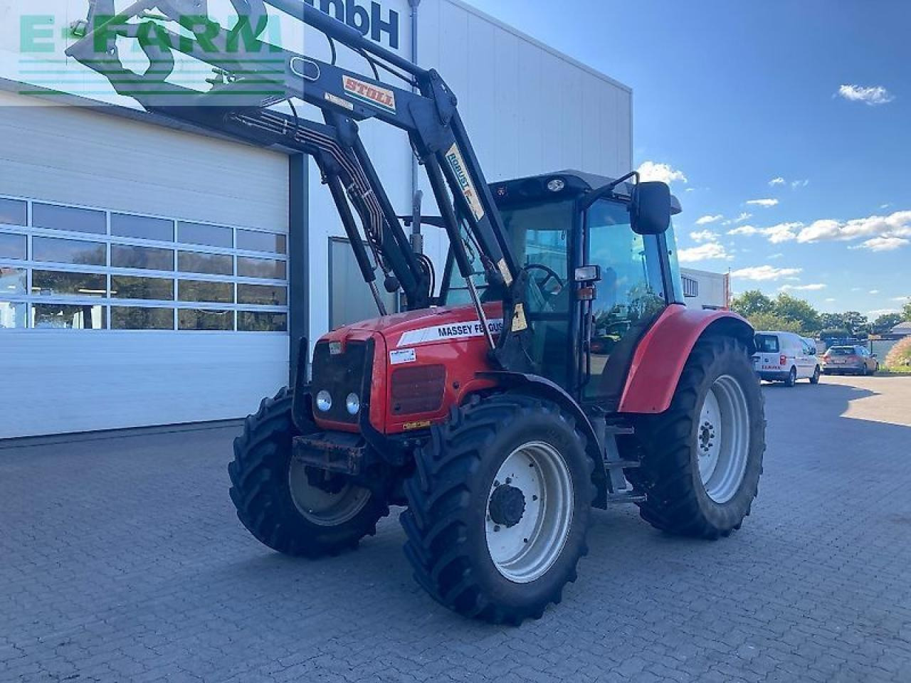 Massey Ferguson 5445 - Traktor: das Bild 1 Massey Ferguson 5445 - Traktor: das Bild 1