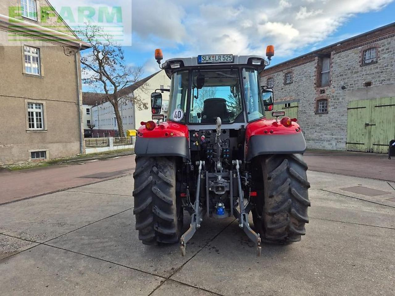 Massey Ferguson 5s.125 dyna-4 ess - Traktor: das Bild 4 Massey Ferguson 5s.125 dyna-4 ess - Traktor: das Bild 4