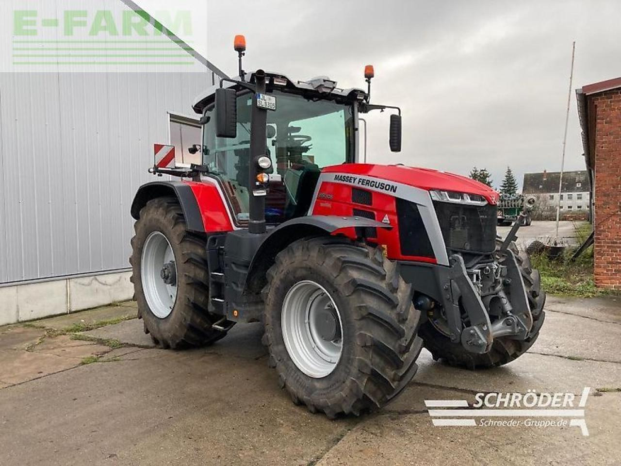 Massey Ferguson 8s.305 dyna-vt exclusive Exclusive - Traktor: das Bild 4 Massey Ferguson 8s.305 dyna-vt exclusive Exclusive - Traktor: das Bild 4