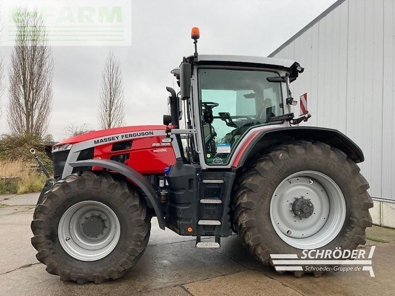 Massey Ferguson 8s.305 dyna-vt exclusive Exclusive - Traktor: das Bild 2 Massey Ferguson 8s.305 dyna-vt exclusive Exclusive - Traktor: das Bild 2