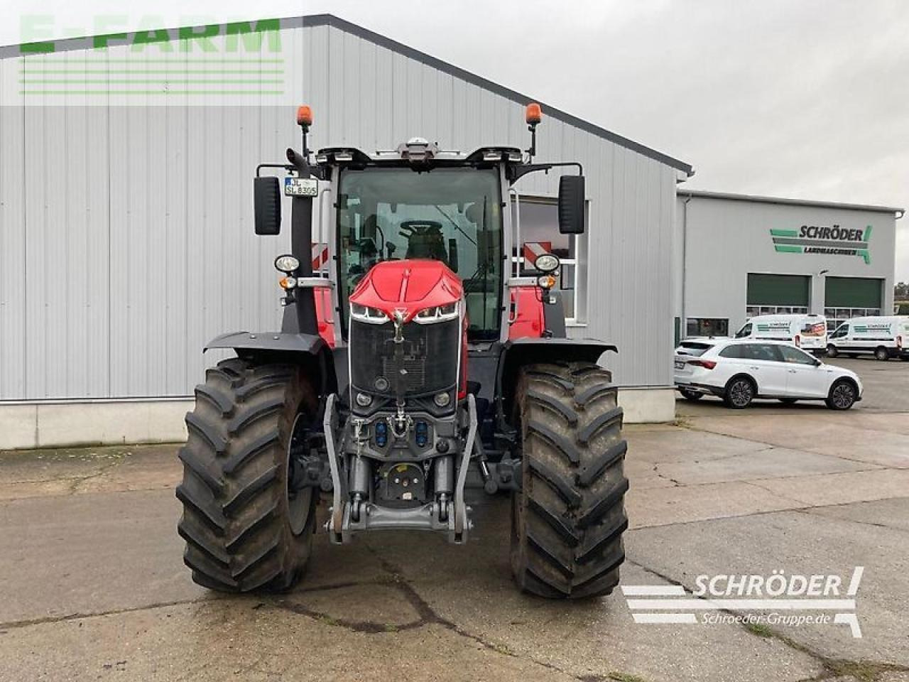 Massey Ferguson 8s.305 dyna-vt exclusive Exclusive - Traktor: das Bild 3 Massey Ferguson 8s.305 dyna-vt exclusive Exclusive - Traktor: das Bild 3
