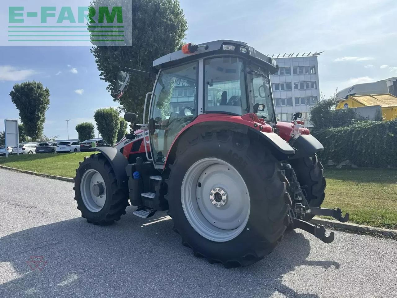Traktor Massey Ferguson: das Bild 7