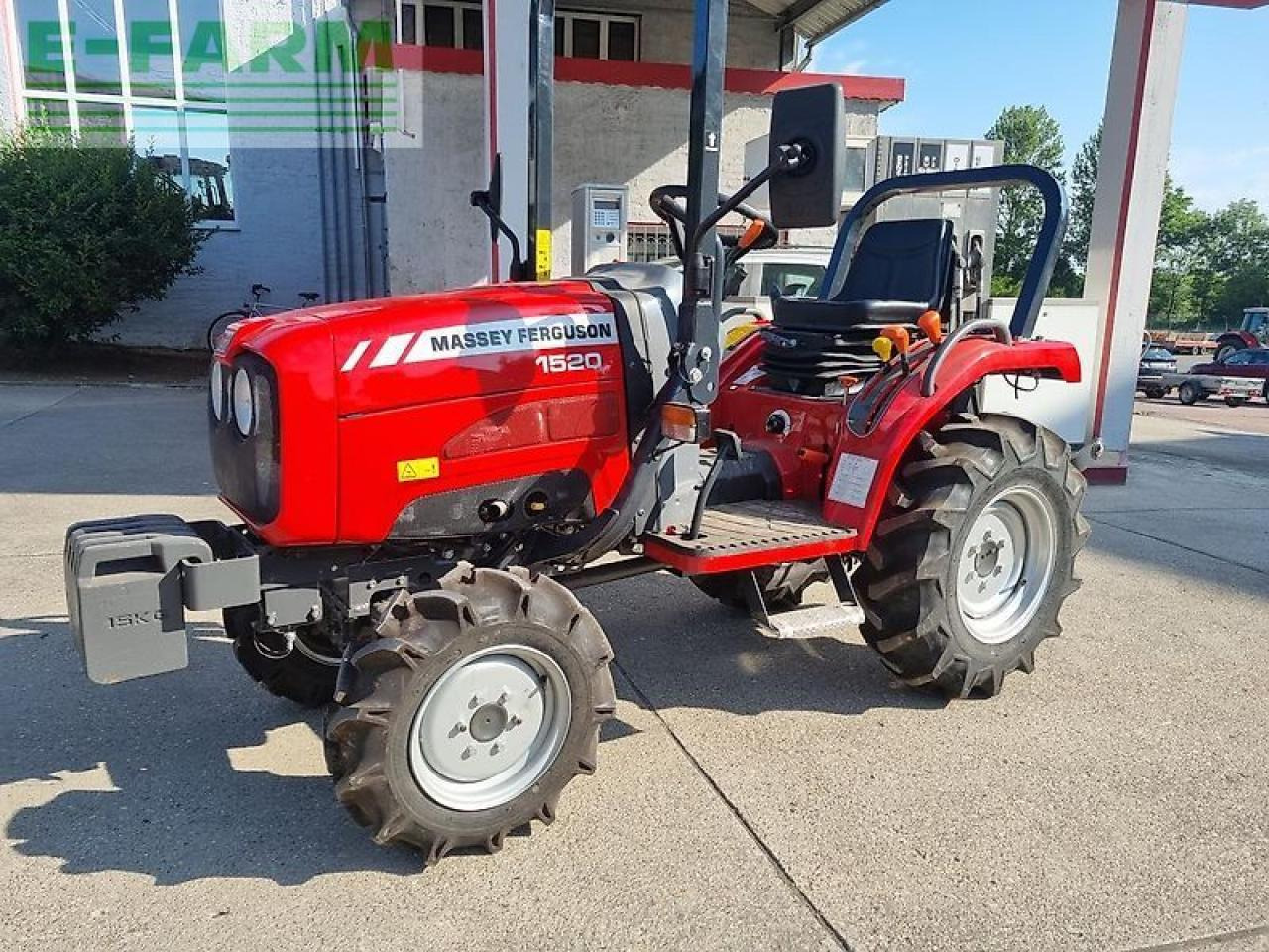 Massey Ferguson mf 1520 a - Traktor: das Bild 1 Massey Ferguson mf 1520 a - Traktor: das Bild 1